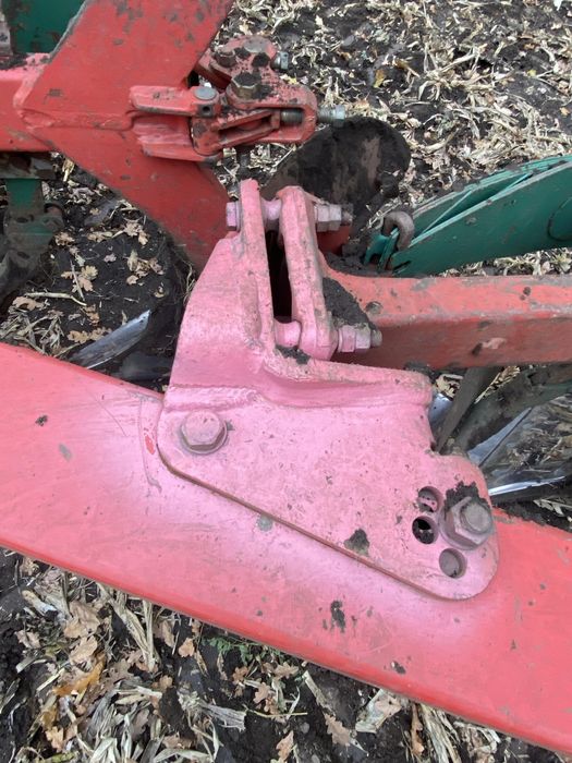 Плуг пяти корпусний кверделанд