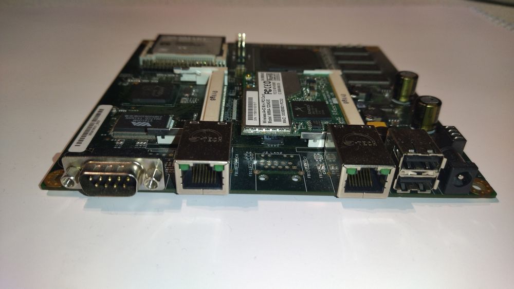 Alix 2D2 OpenWrt 2xLAN 500Mhz 256MB RAM wifi