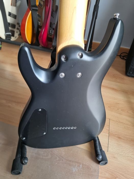 Schecter C8 Deluxe