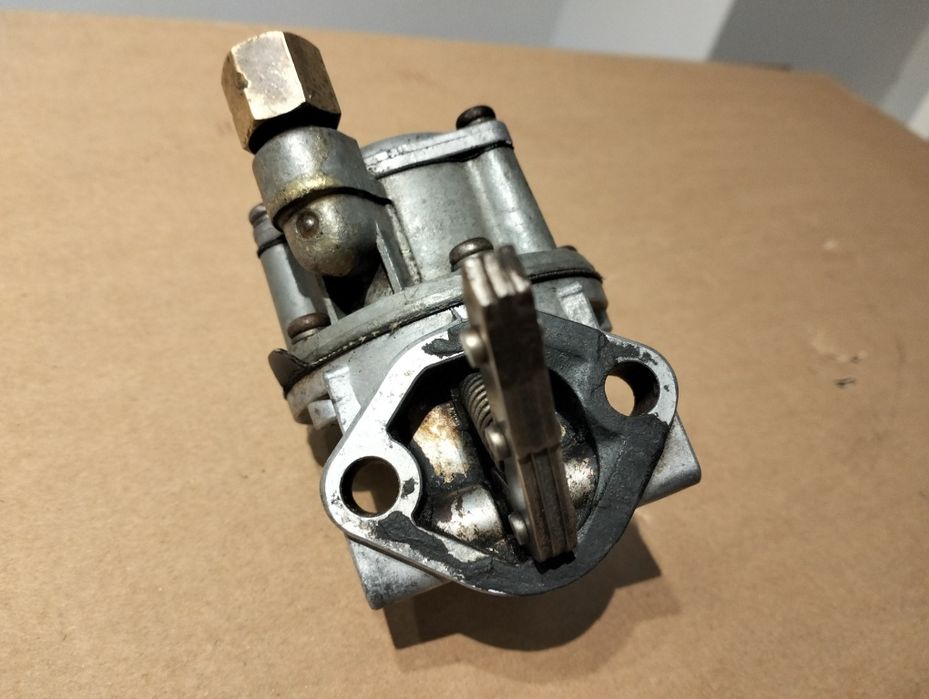 Bomba de Gasolina Toyota Corolla/ Starlet Motor K