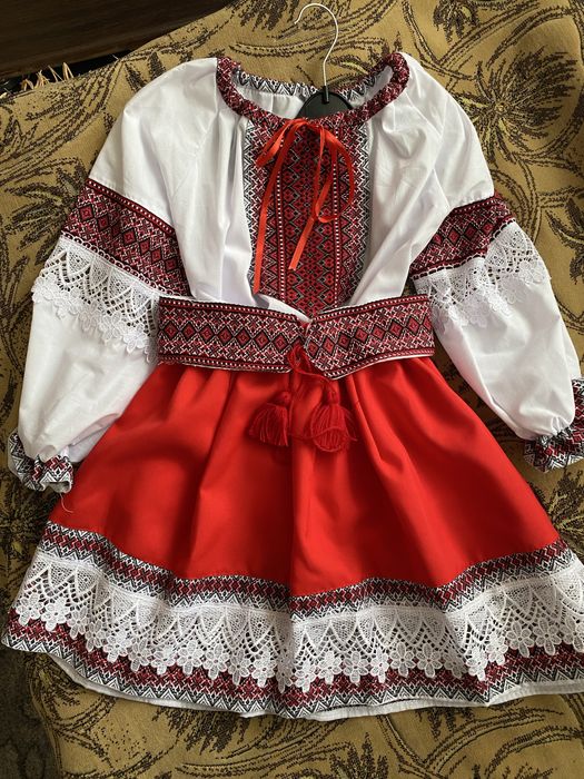 Вишиванка, вишитий костюм, вишивка
