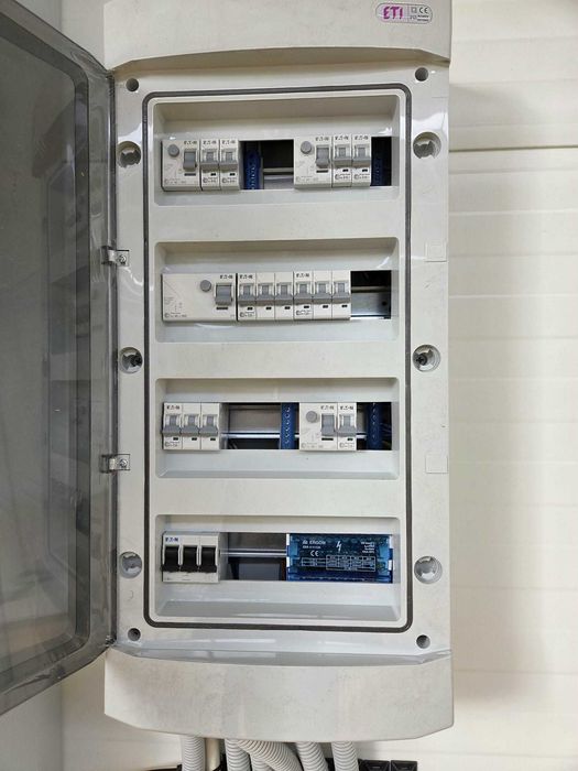 ELEKTRYK z dośiwadczeniem