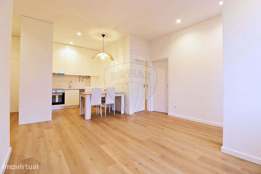 Apartamento T2 para venda — Mafamude E Vilar Do Paraíso, Porto