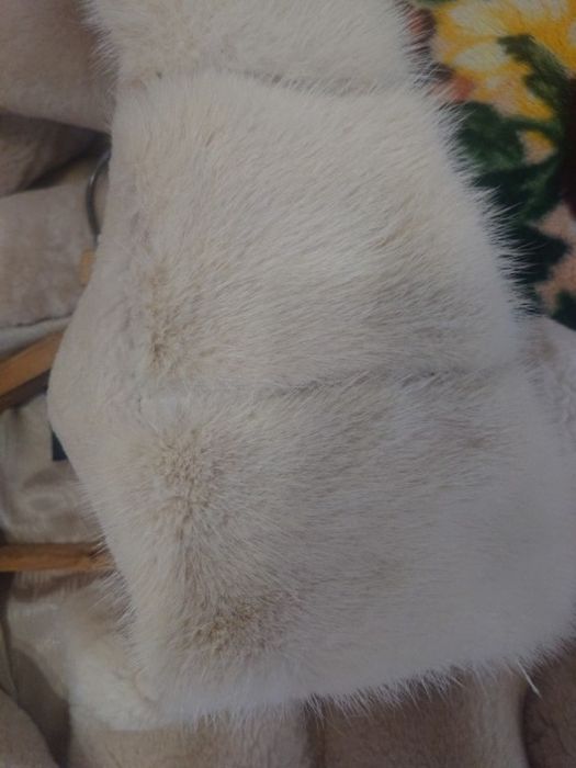 Шубка женская мутон.