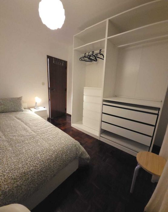 Quarto na Amora, Av Marcos Portugal