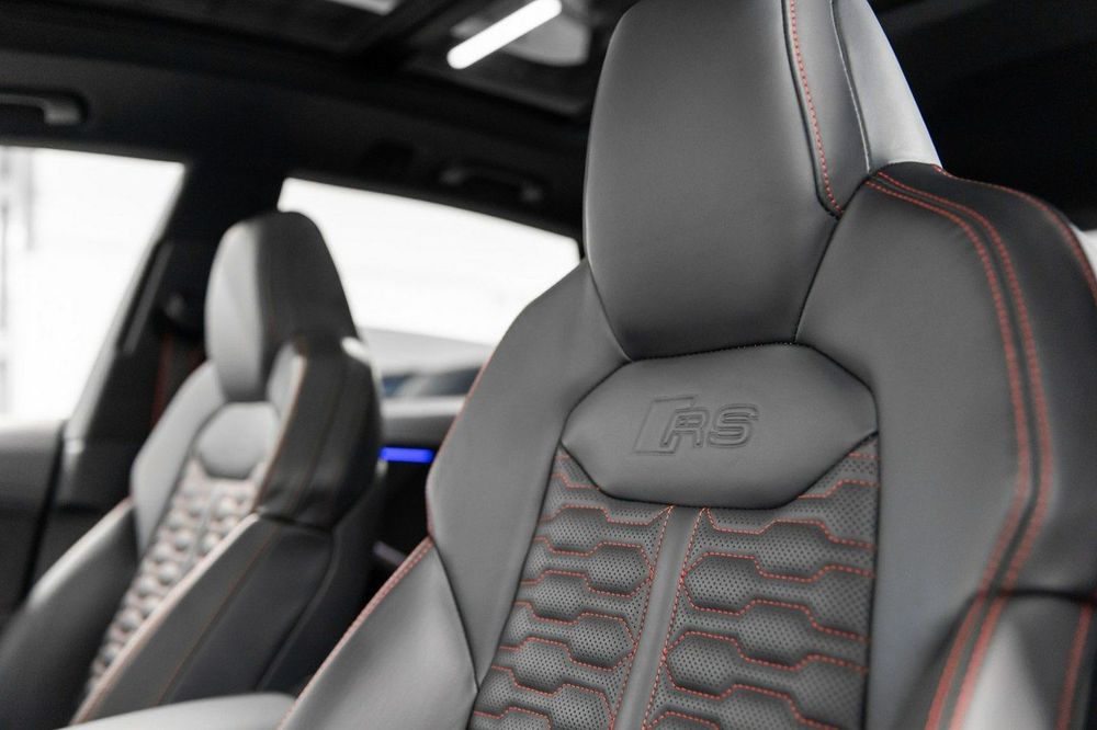 Audi Rs Q8 Rs Dynamic Plus. Krajowe, 1 Właściciel. Masaże.