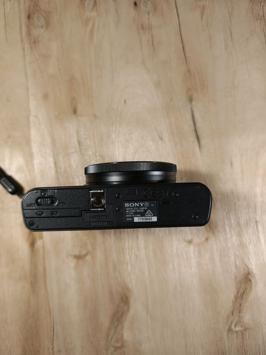 SONY RX-100 MK-1. Ładny