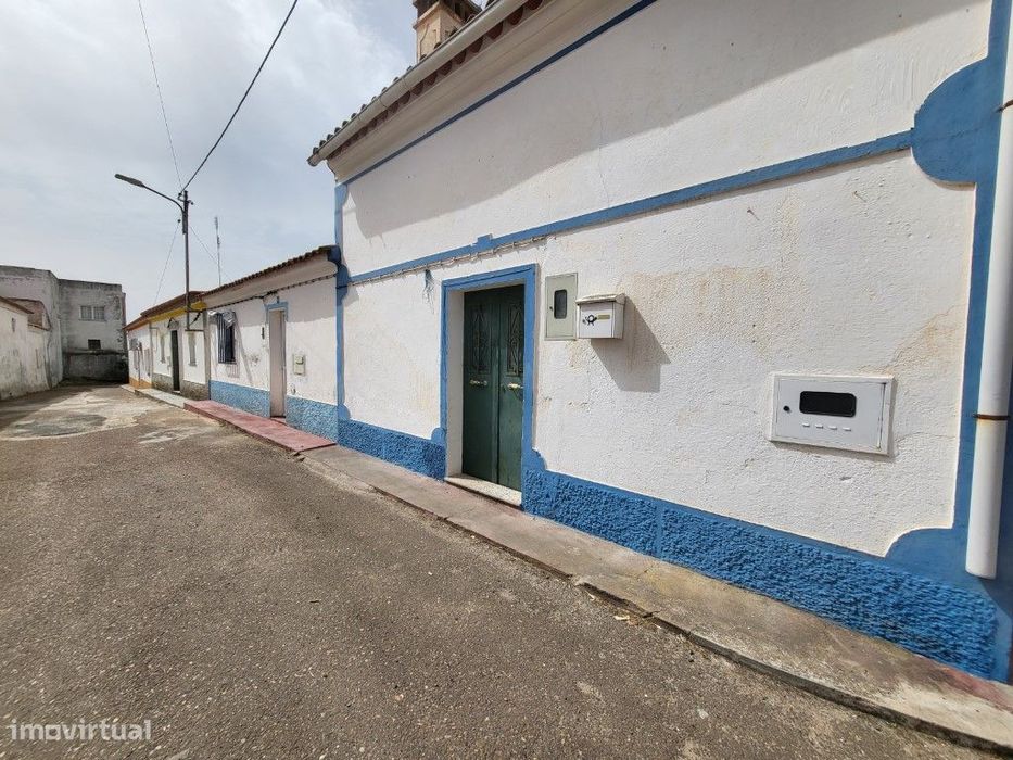 Moradia T2 a 5 km da Praia Fluvial Azenhas D' El Rei