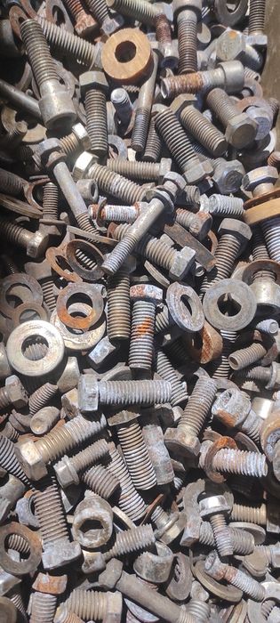 Болти гайки шайби