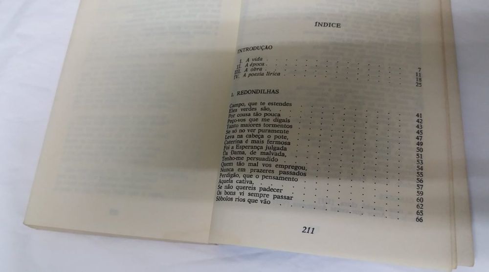 " Poesia Lírica" de Luís de Camões, Isabel Pascoal, Ulisseia