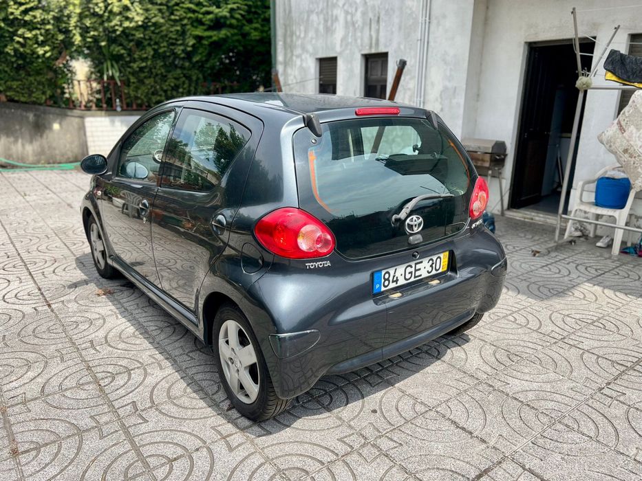 Toyota Aygo excelente estado