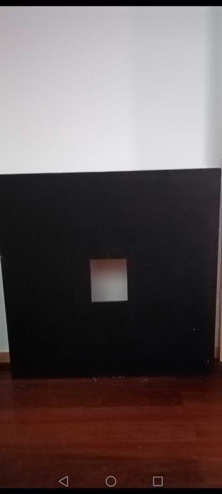 Quadro moldura em madeira para colocar Tablet ou monitor de fotos