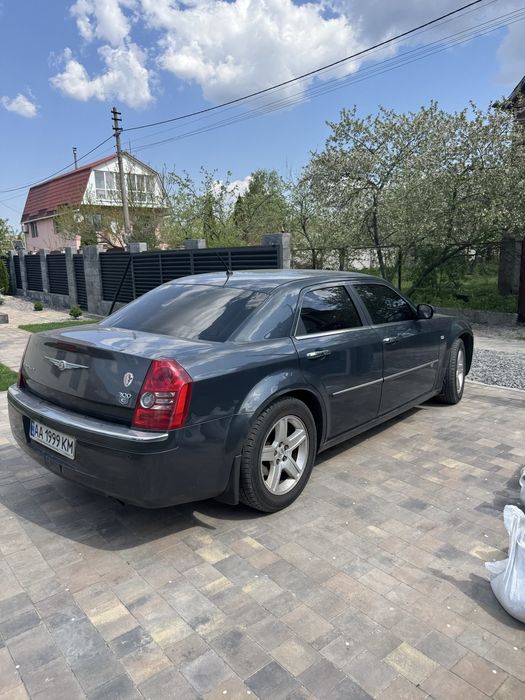 Продам chrysler 300c