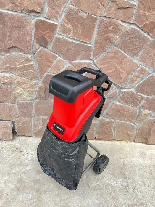Садовий подрібнювач Einhell GC-KS 2540 ножовий бу із Німеччини