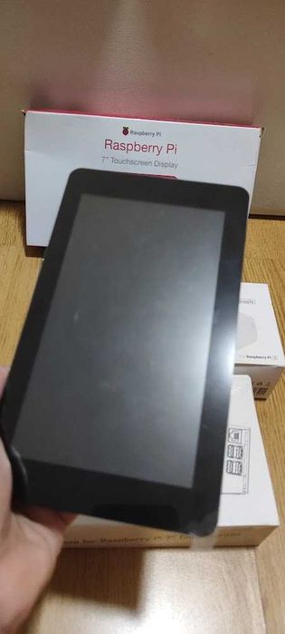 Raspberry Pi 5 8GB com Ecrã Touch 7 Polegadas