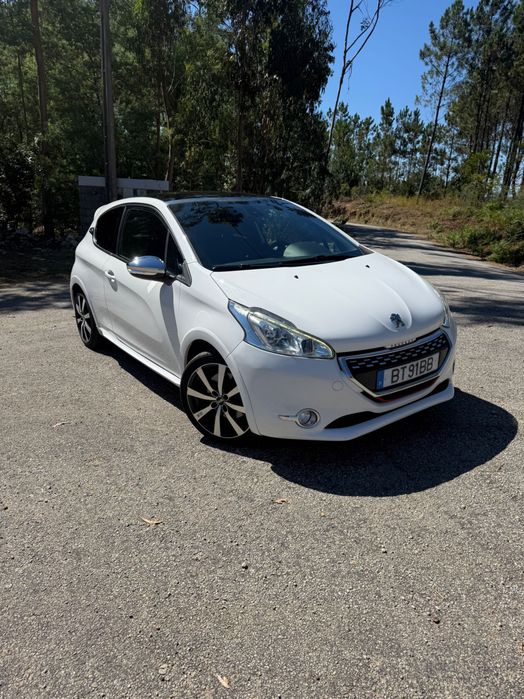 Peugeot 208 gti