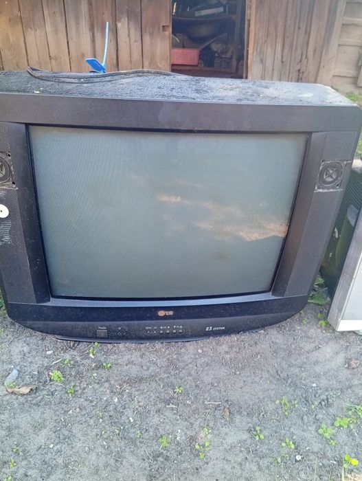 Продам б/у телевизоры