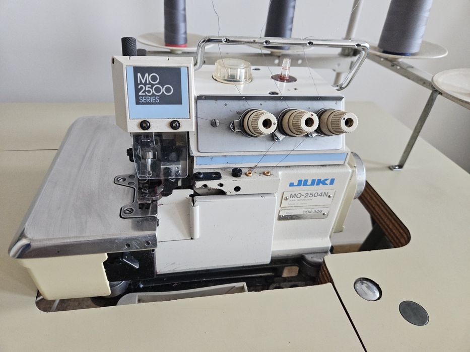 Maszyna do szycia  overlock Juki MO2500 profesjonalna