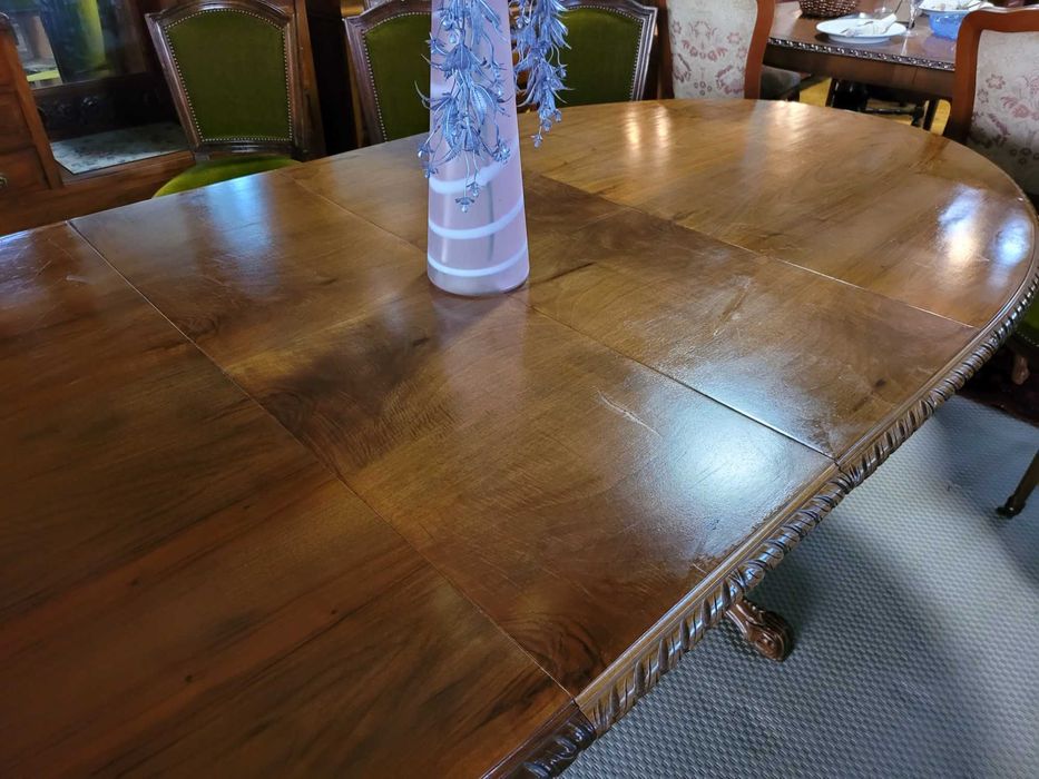 Antique Living Room Table, Extendable – Excellent Condition and Quality64584264466433124
