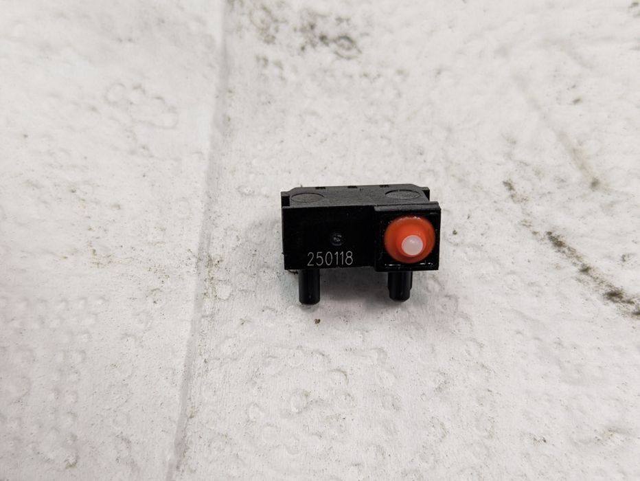 Кнопка для ремонту замка VW