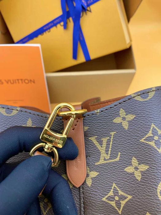 Louis Vuitton NeoNoeMonogram