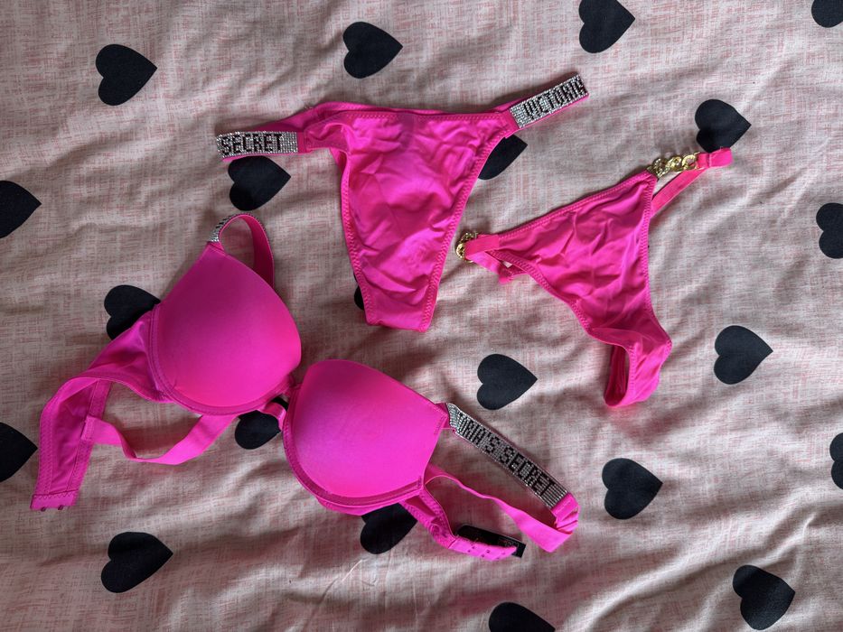 Віторіас сікрет вікторія секрет victoria’s  secret білизна інтимна бюстгальтер стринги стрінги ліфчик