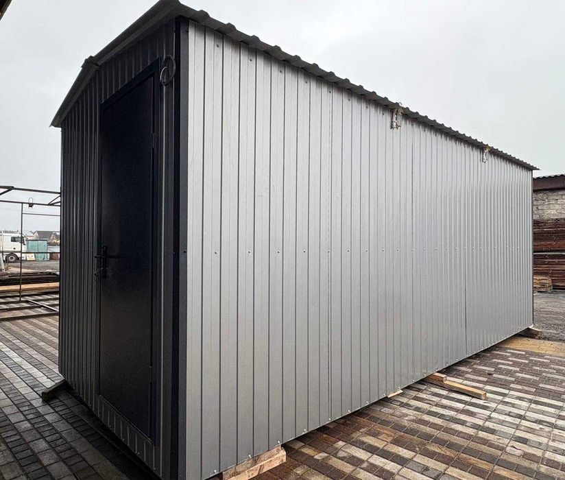 Сантехнічна побутівка / битовка 6×2,4 м на металевому каркасі