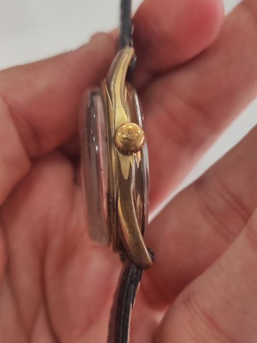 Relógio Nivada Compensamatic