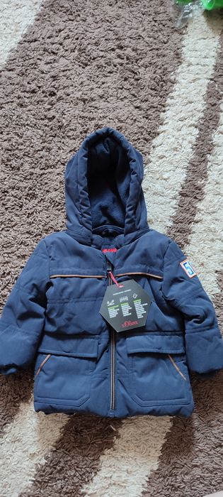 Зимова курточка для дитини 6 місяців