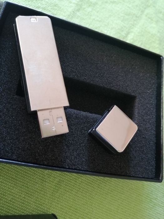 Porsche USB Flash Drive 1GB64585814112514123