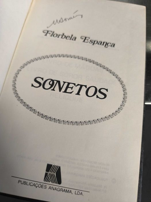 Livro “Sonetos” de Florbela Espanca