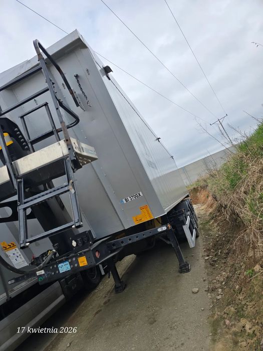 Wielton 48m3 klapodrzwi  Wielton 48m3