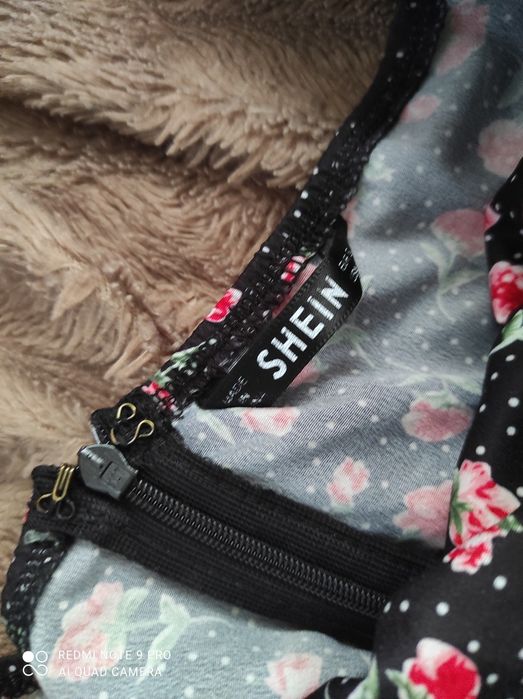 Продам речі, плаття, блузу.