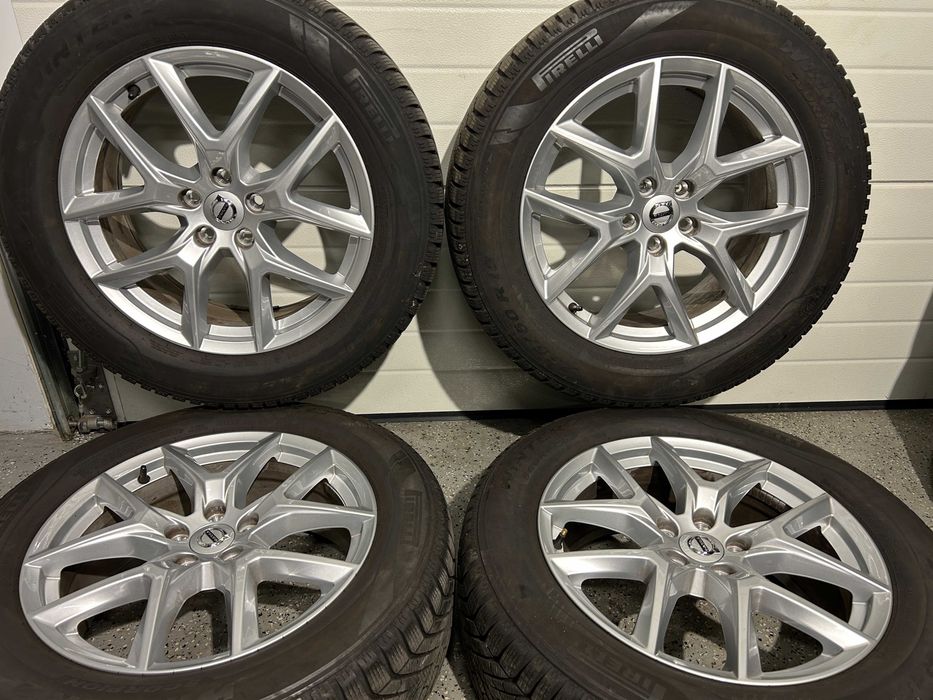 Oryginalne koła zimowe FELGI 18 VOLVO XC60 II Pirelli 235/60R18 2025r. 7,5mm jak NOWE