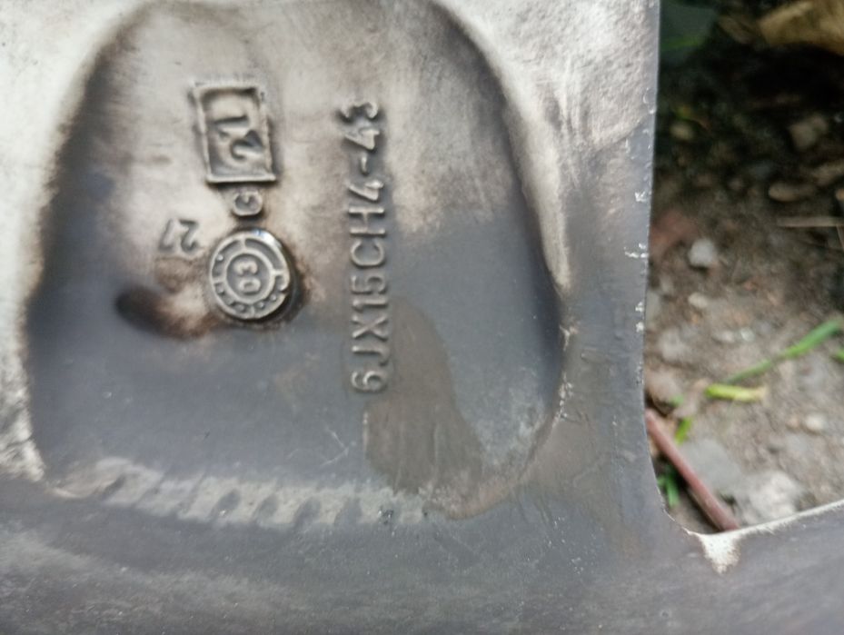 Felgi  aluminiowe Renault 15" 4x100