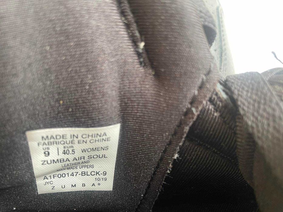 Продам Zumba Зумба нові кросівки високі, 40,5-25,5