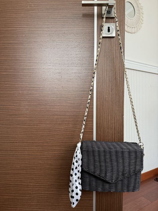 Torebka pleciona wiklinowa ZARA koszyk na lato czarna