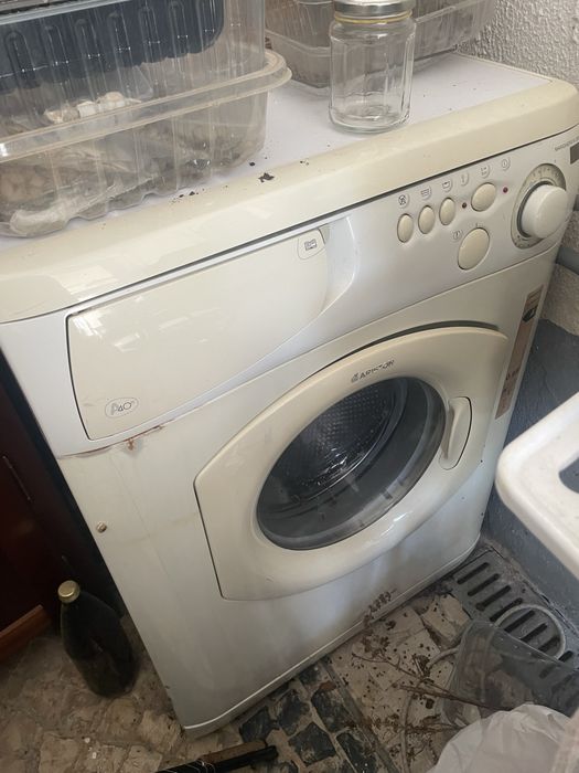 Maquina de Lavar Roupa Ariston