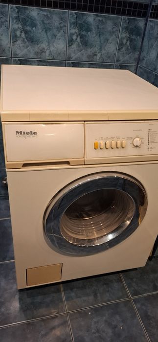 Пральна машинка Miele робоча, можна і на запчастини