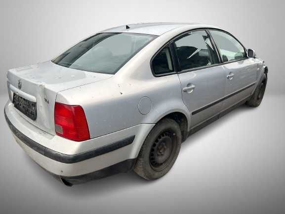 VOLKSWAGEN PASSAT VW 1.9 TDI AHU kolor lb7z części