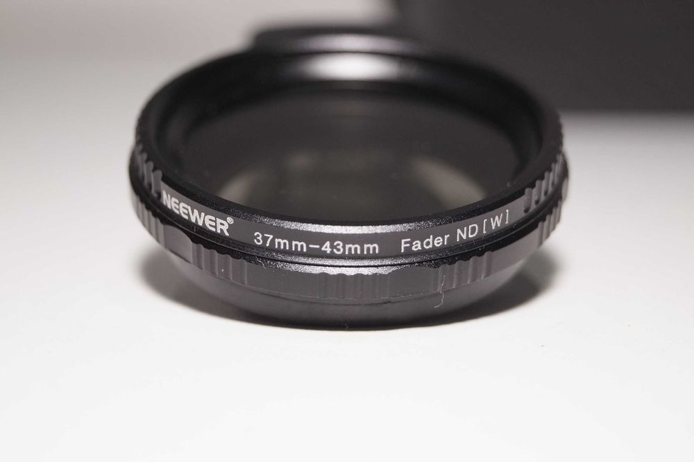 Neewer regulowany filtr Clip On Do Telefonu FL-37 37mm ND2 - ND400