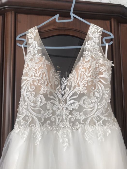 Suknia ślubna 38/40 ivory