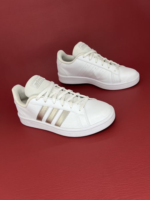 Кросівки 38р. Adidas Grand Court Base