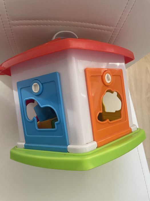 Сортер -будиночок Chicco