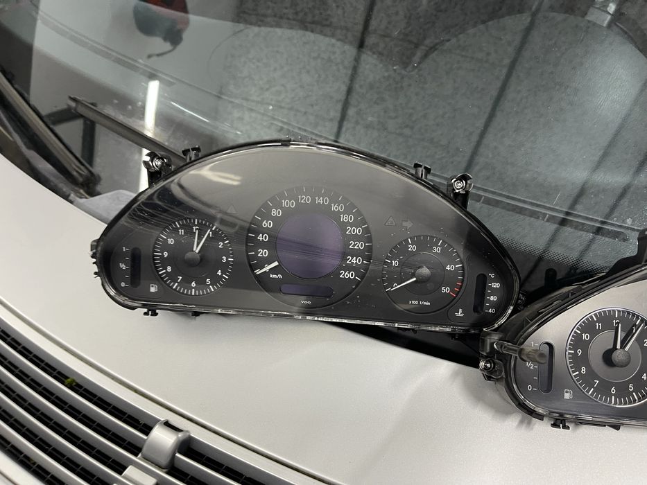 Mercedes w211 licznik zegary