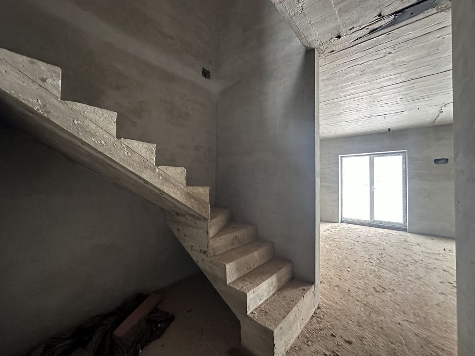 Продам будинок у Вовчинцях готовий для ремонту з газовим опаленням