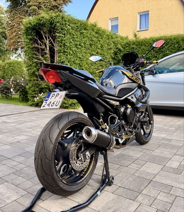 Yamaha XJ6n 2010