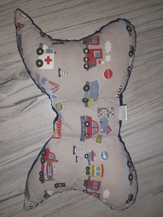 Poduszeczka dla dziecka minky.