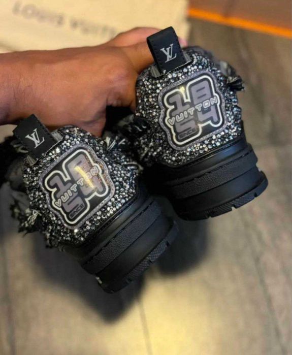 РОЗПРОДАЖ] Кросівки Louis Vuitton Skate Sneaker x Swarowski луи