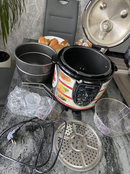 Мультиварка скороварка Gorenje/ мультіварка